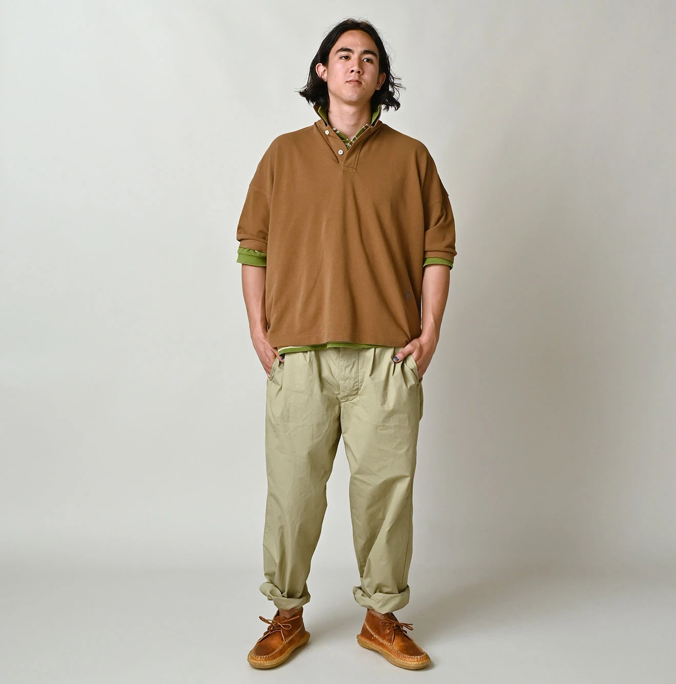 Weather 908 Peg Top Pants Male Model