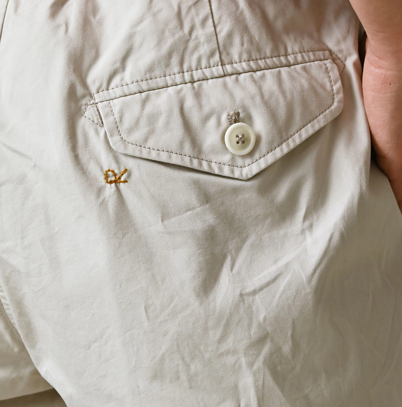 Weather 908 Peg Top Short Pants Detail