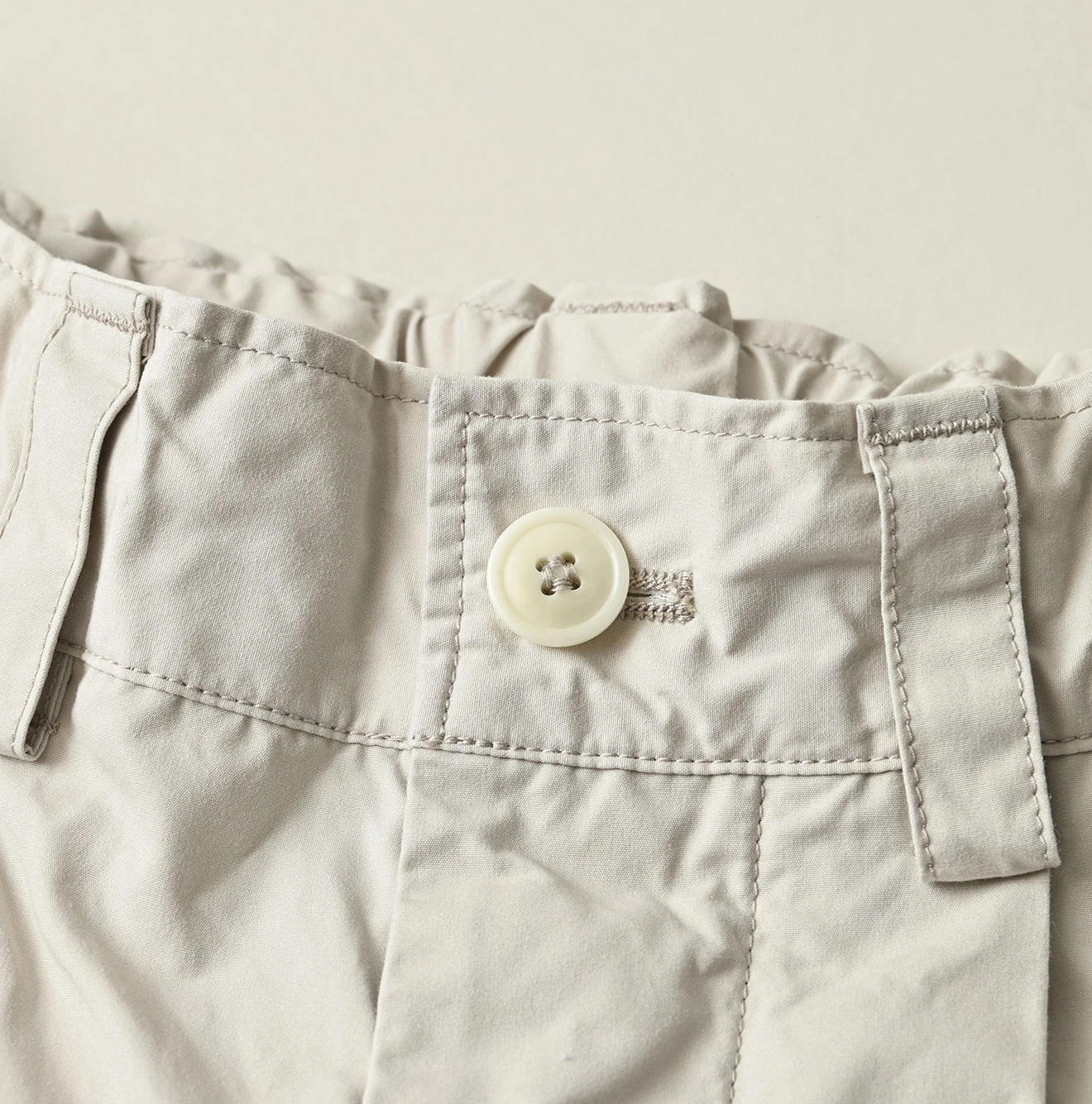 Weather 908 Peg Top Short Pants Detail