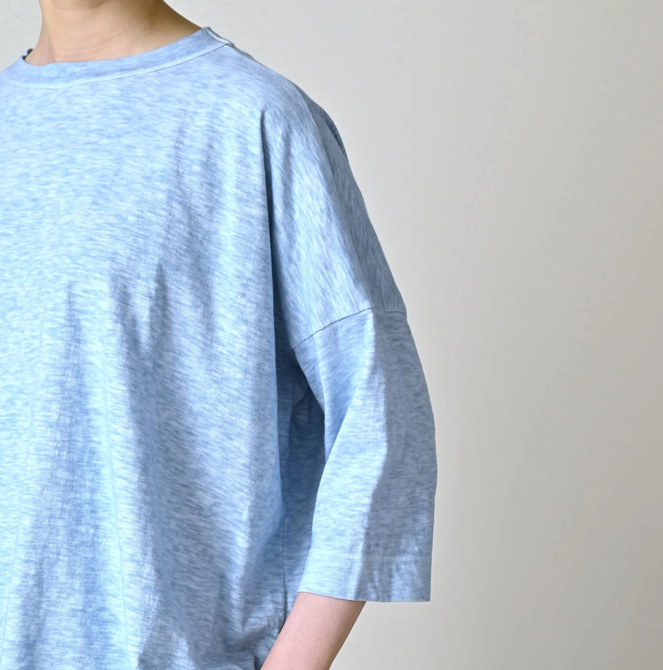 45 Plant Dyed Tenjiku Big Slit T-shirt Detail