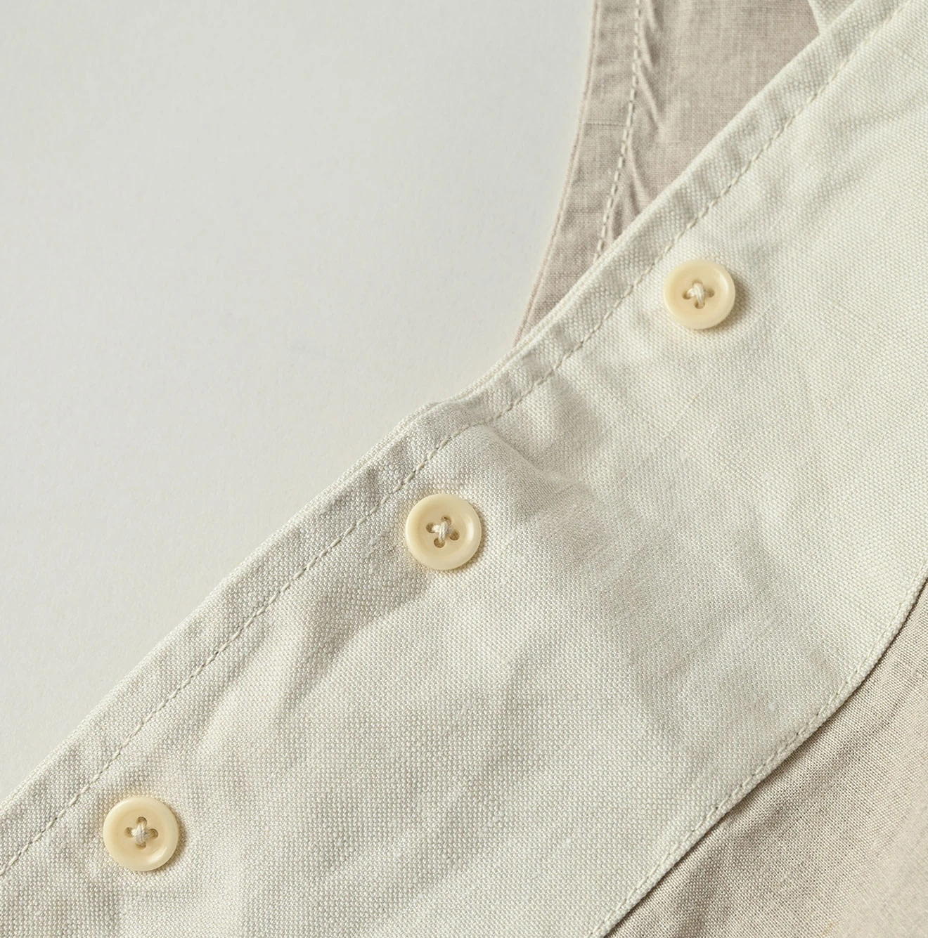 Linen Cloth 908 Vest Detail