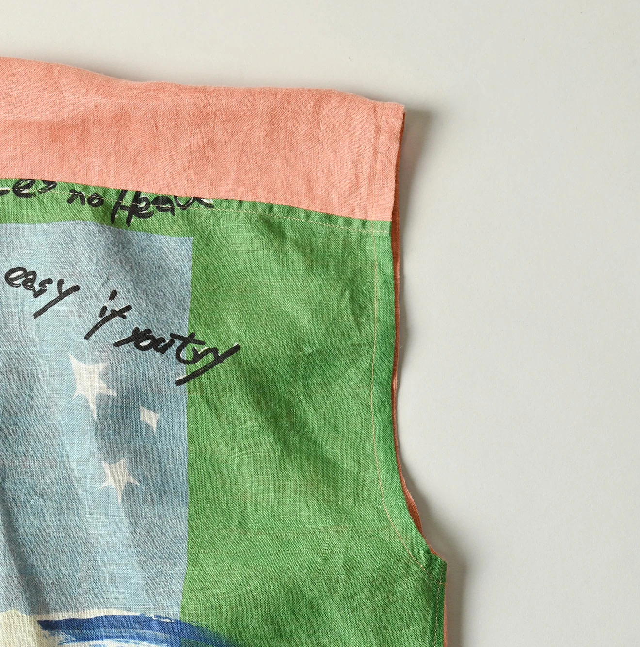 Hemp Picture Book Bandana Blouse Detail