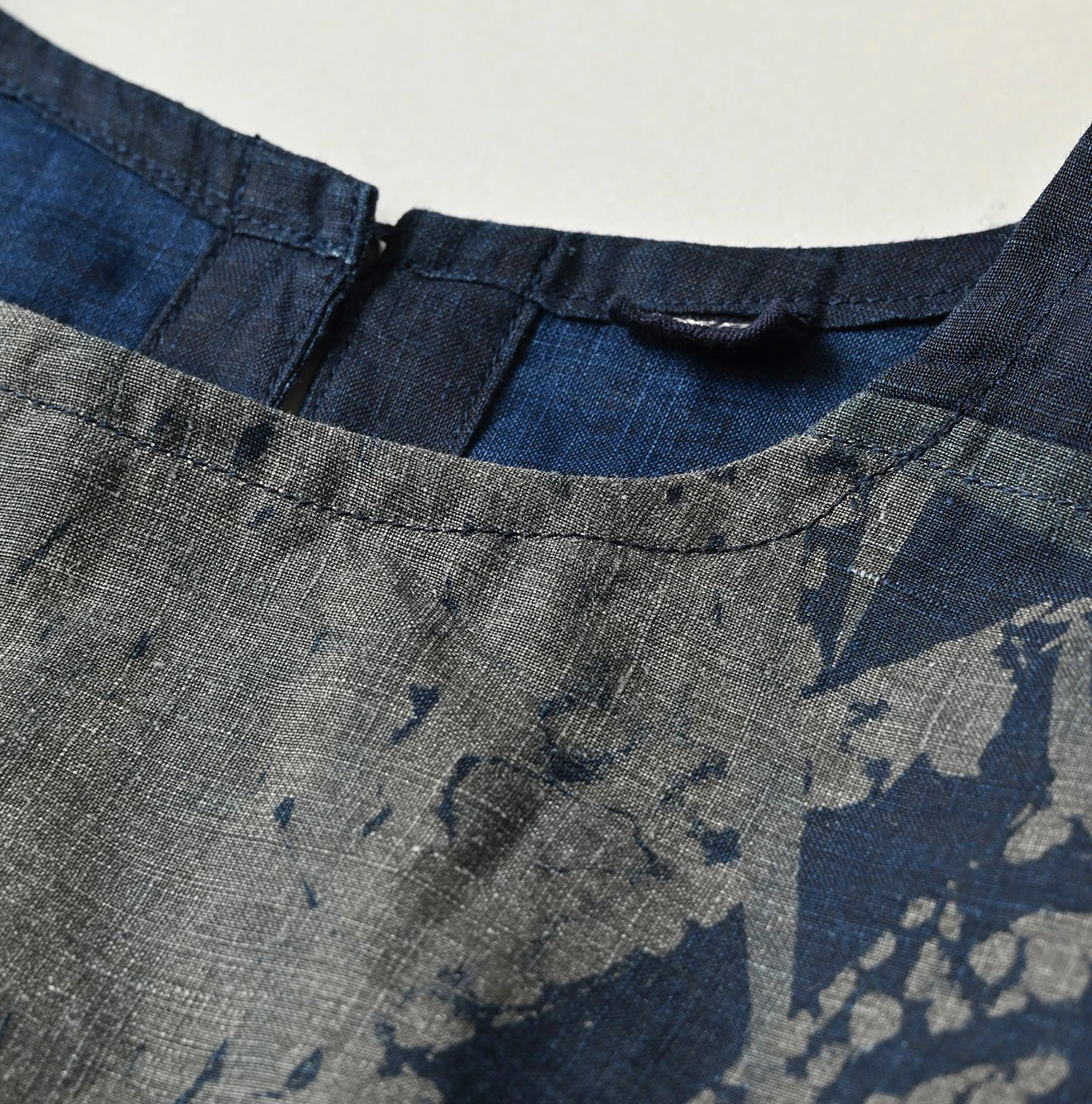Indigo Hemp Picture Book Bandana Blouse Detail