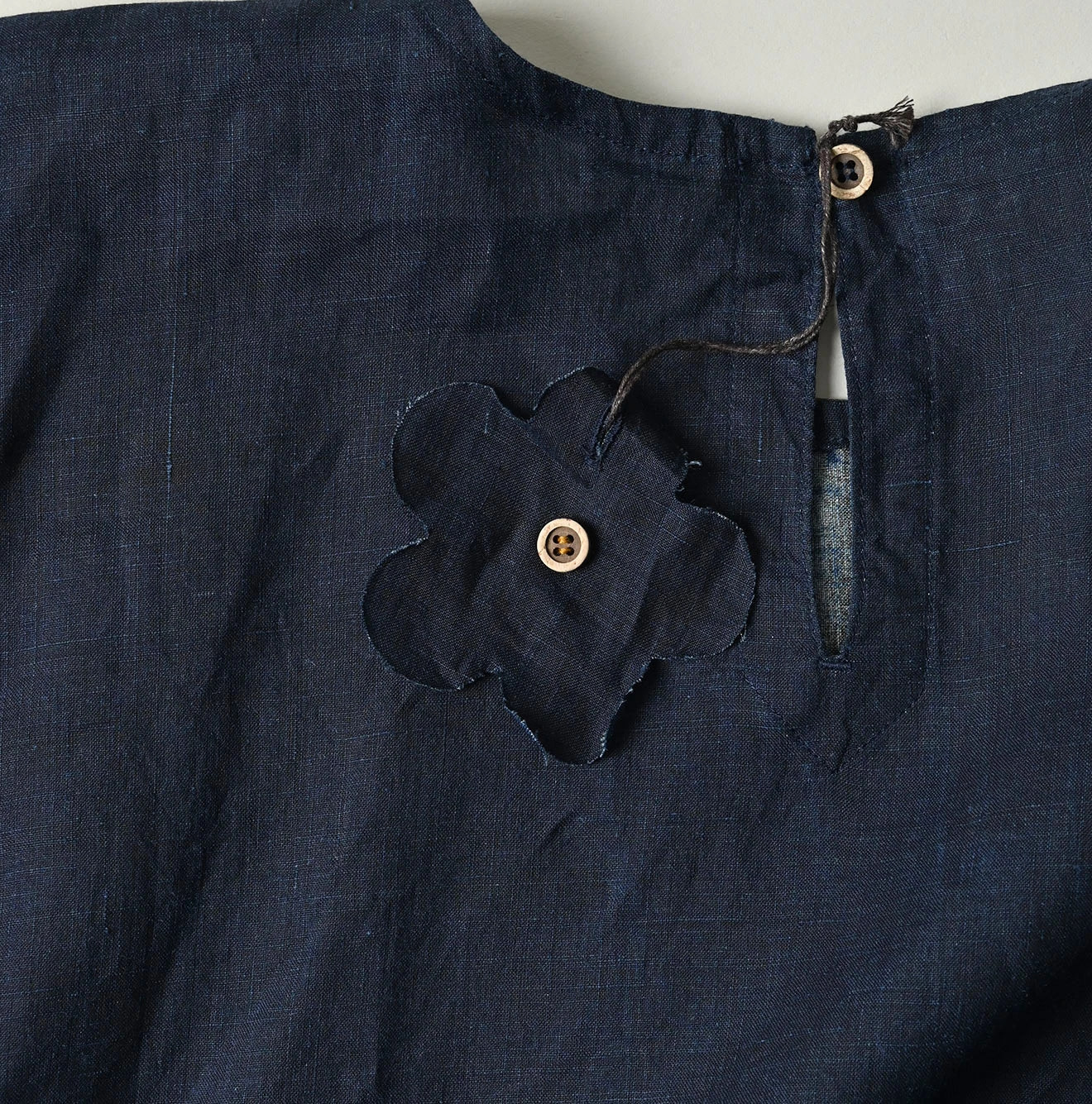 Indigo Hemp Picture Book Bandana Blouse Detail