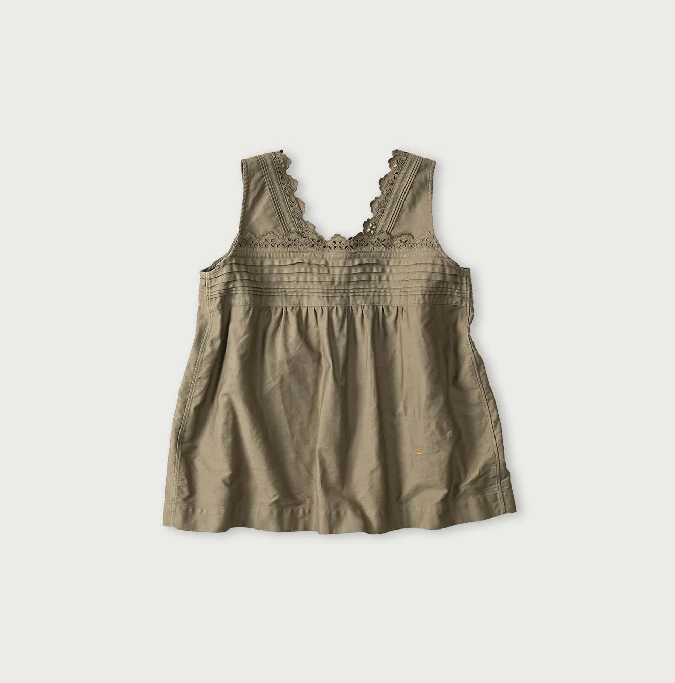 Horizontal Satin de Sleeveless Top Back