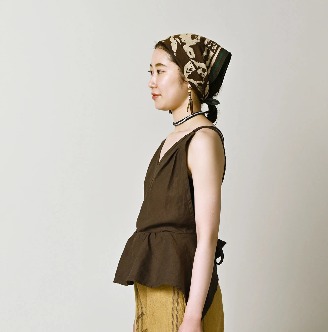 Linen Cloth Tank Bra Female Model