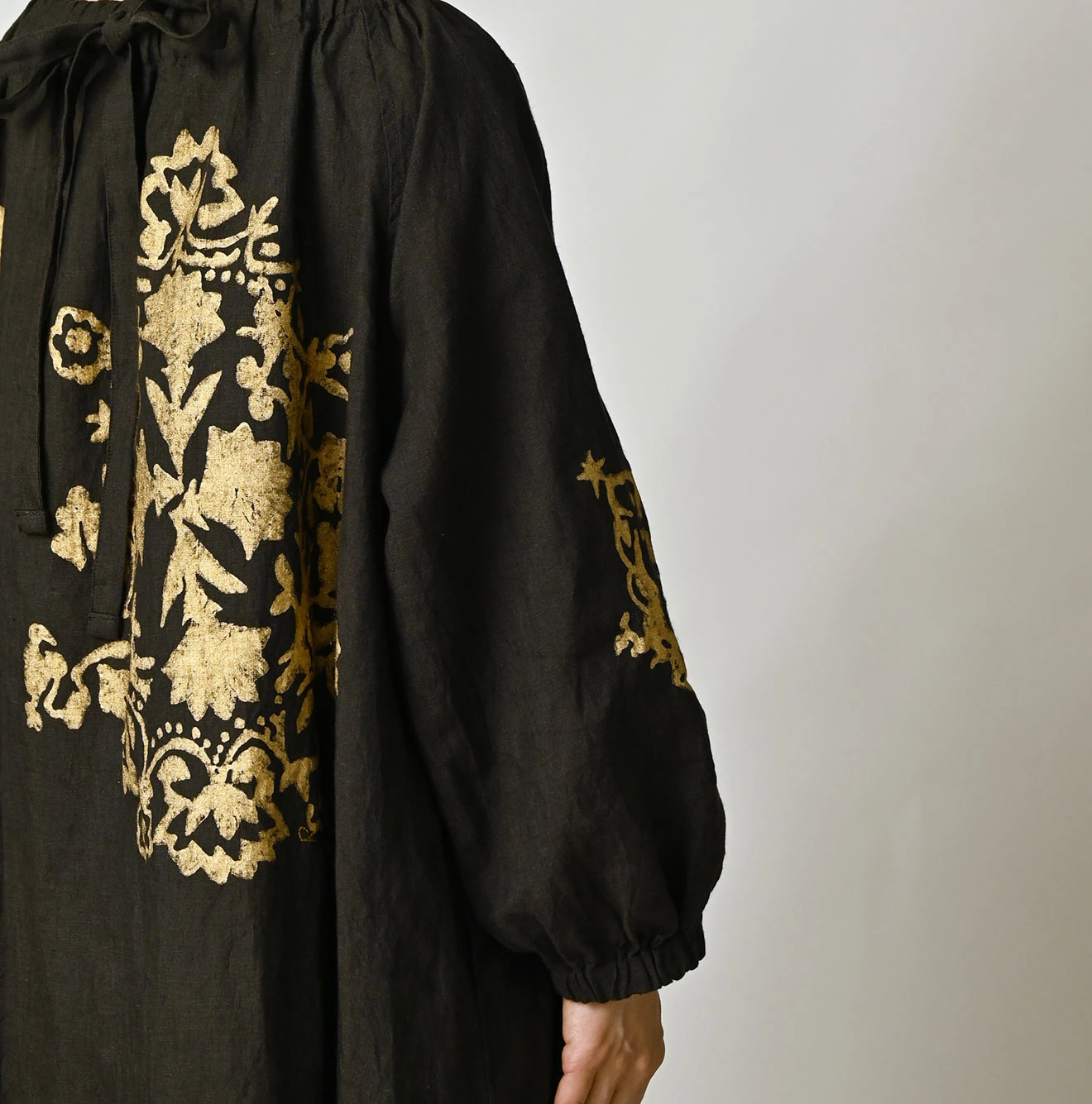 Indian Linen Gold Leaf Print Shirred Dress Detail