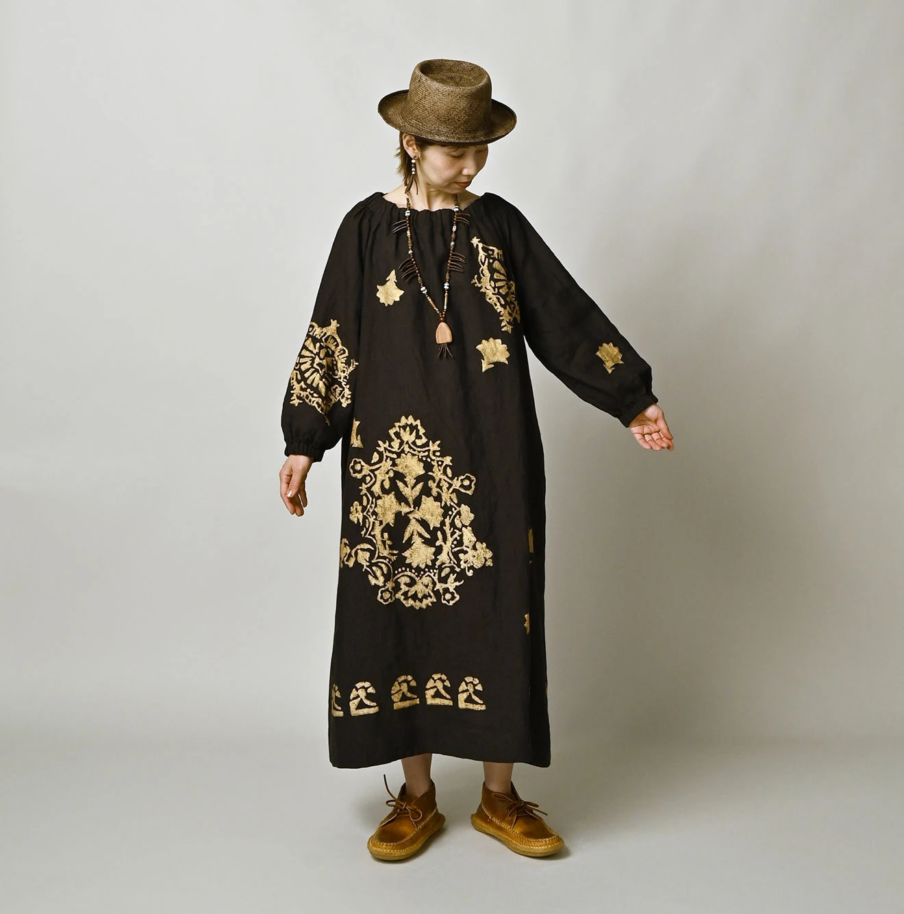 Indian Linen Gold Leaf Print Shirred Dress Female Model