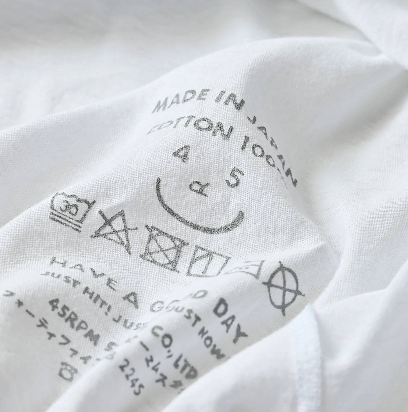 Thin Tenjiku Hippie Flower M Camisole Detail