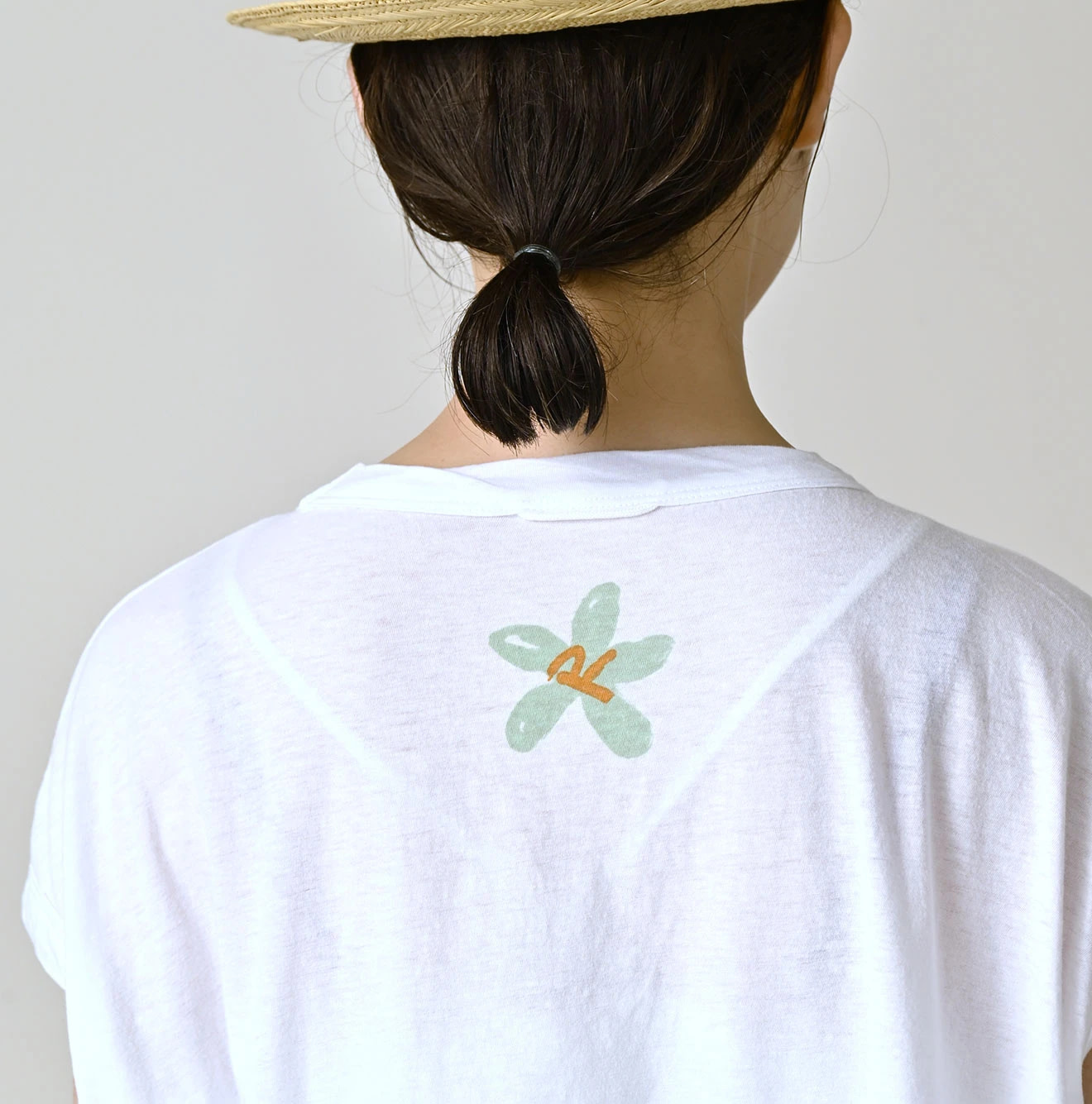 Thin Tenjiku Hippie Flower M Camisole Detail
