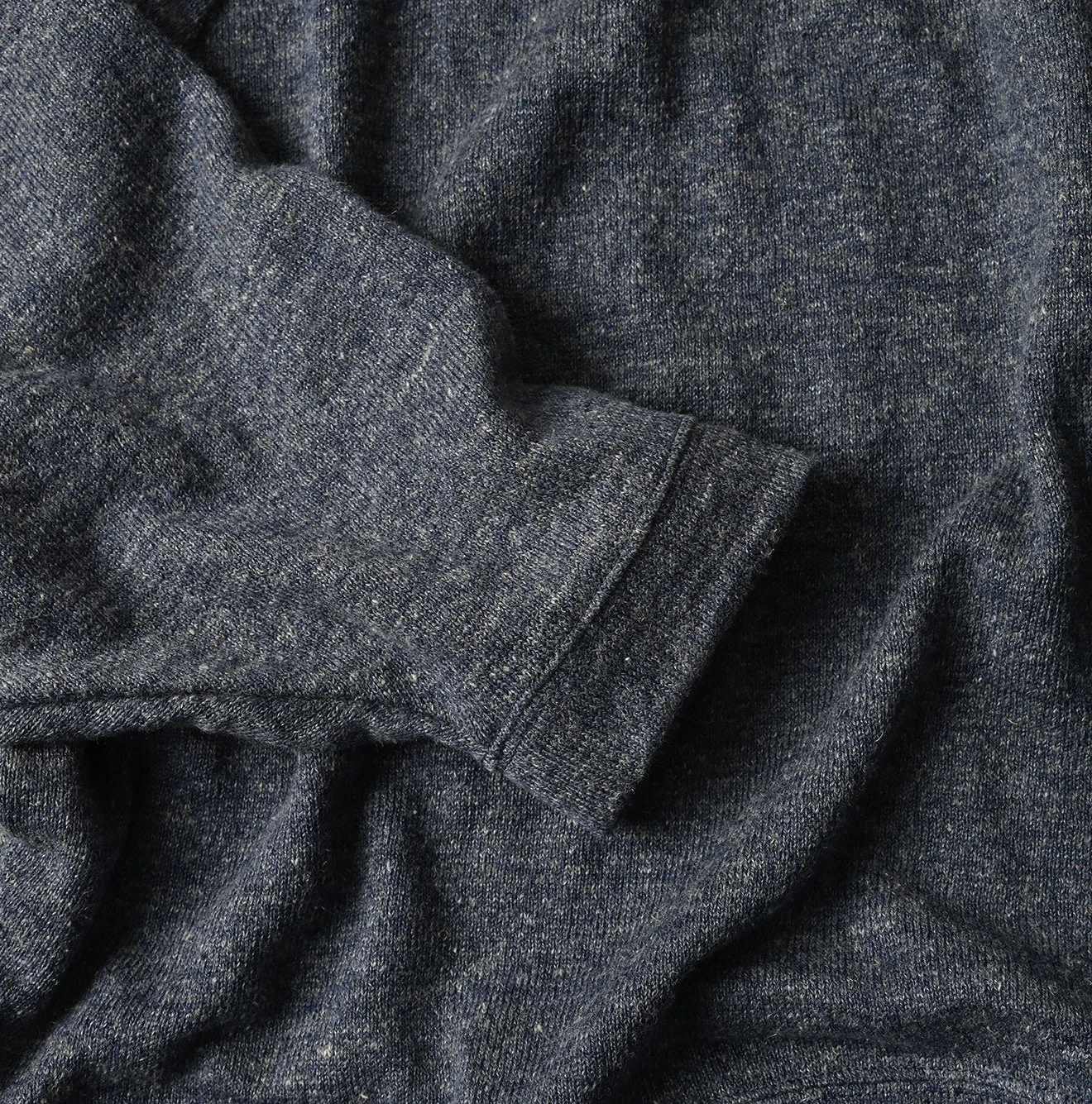 Mont Saint Super Gauze Dolman Sleeve Detail