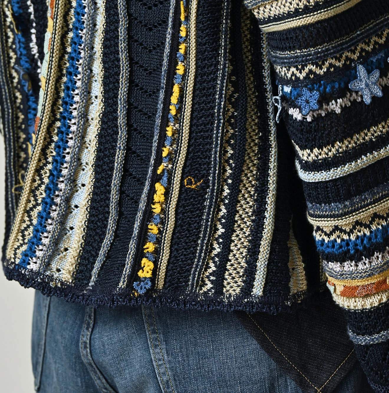 Indigo Base LeiLei Aloha Jacquard Bolero Detail