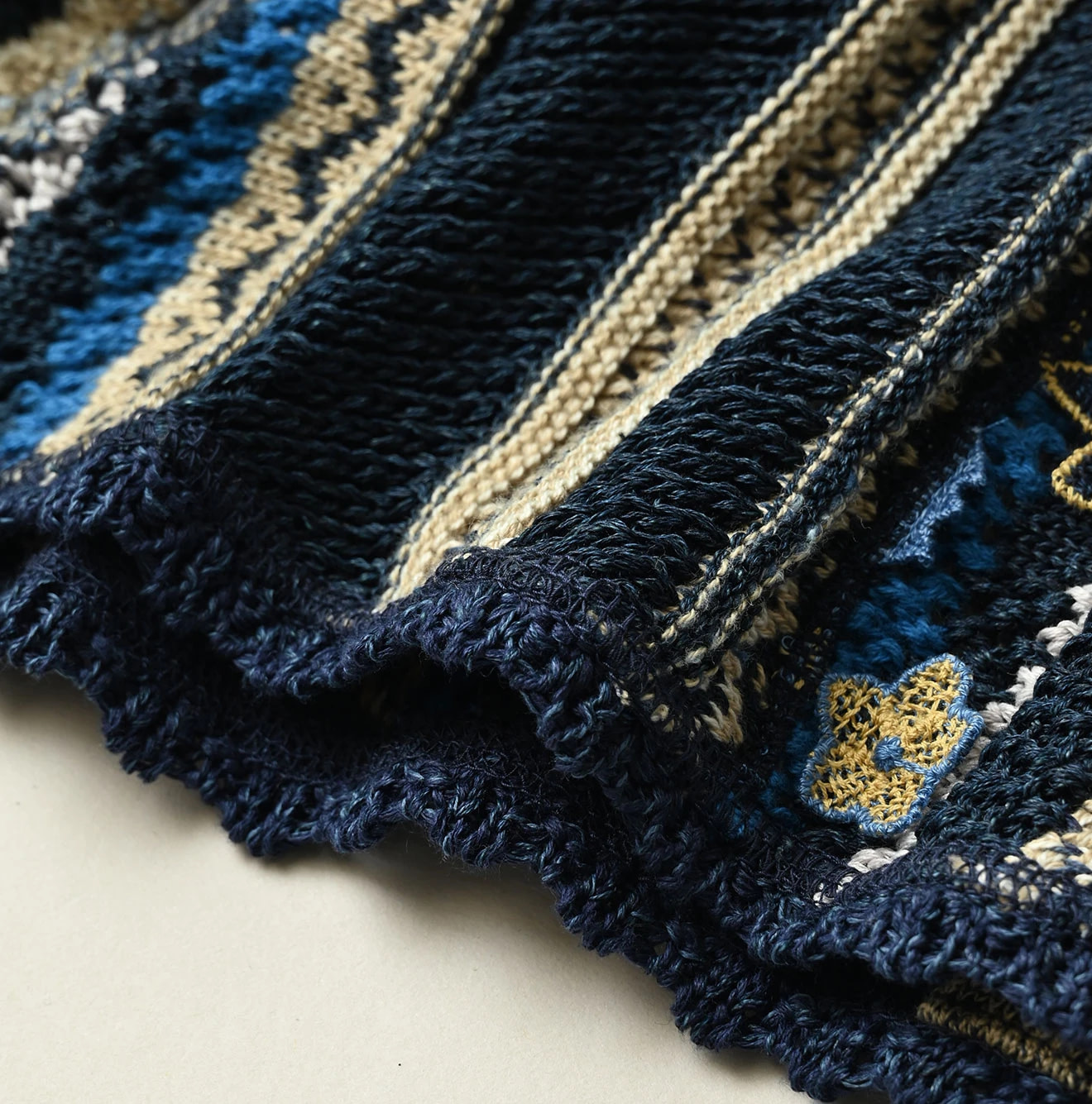 Indigo Base LeiLei Aloha Jacquard Bolero Detail