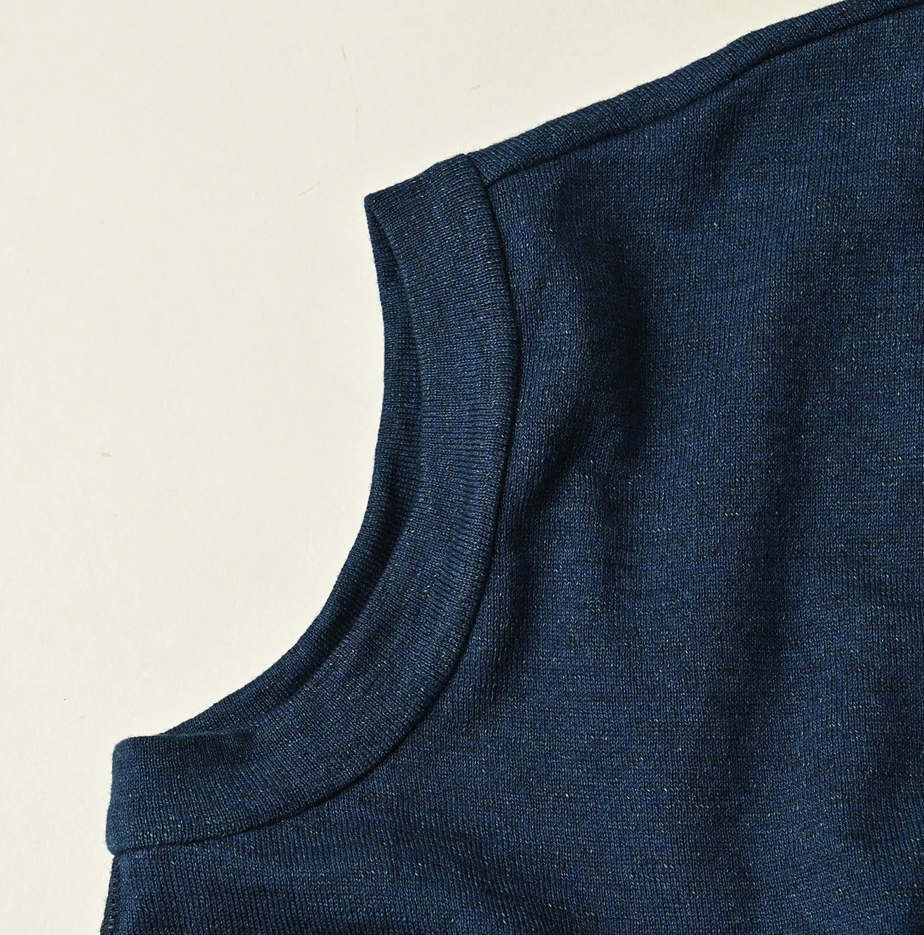 Indigo Hula Girl Jacquard M Camisole Detail