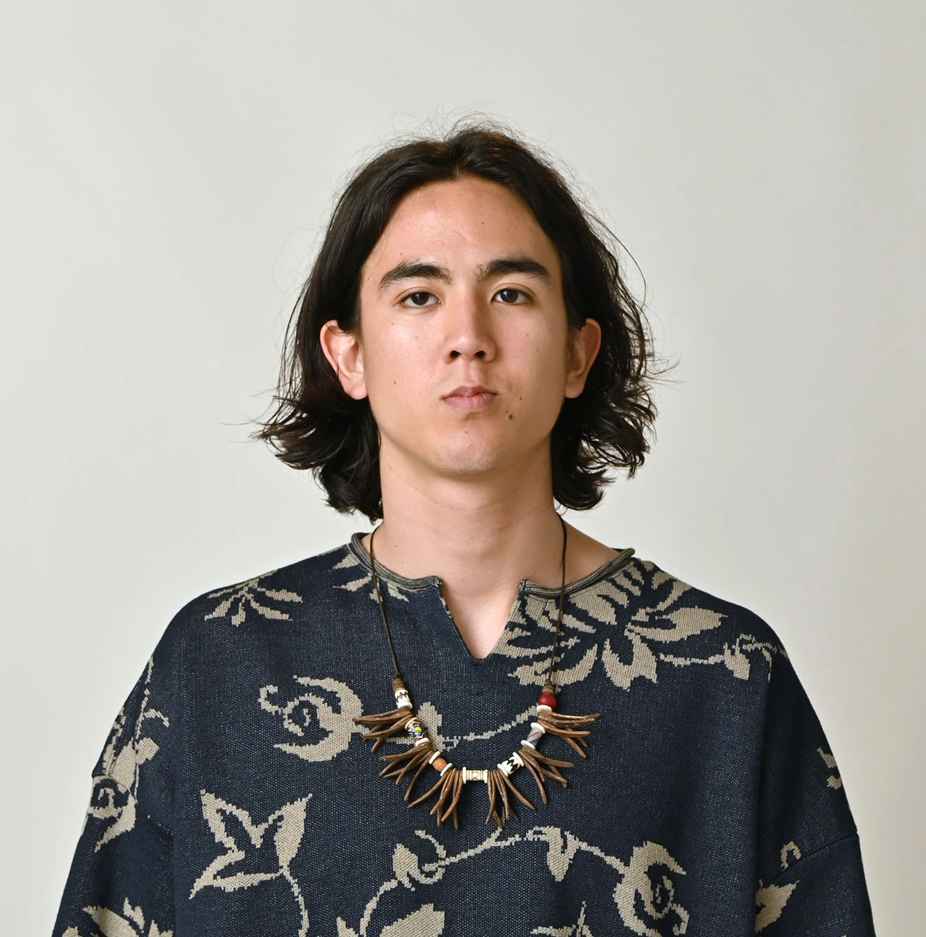 LeiLei Coconuts Choker Male Model