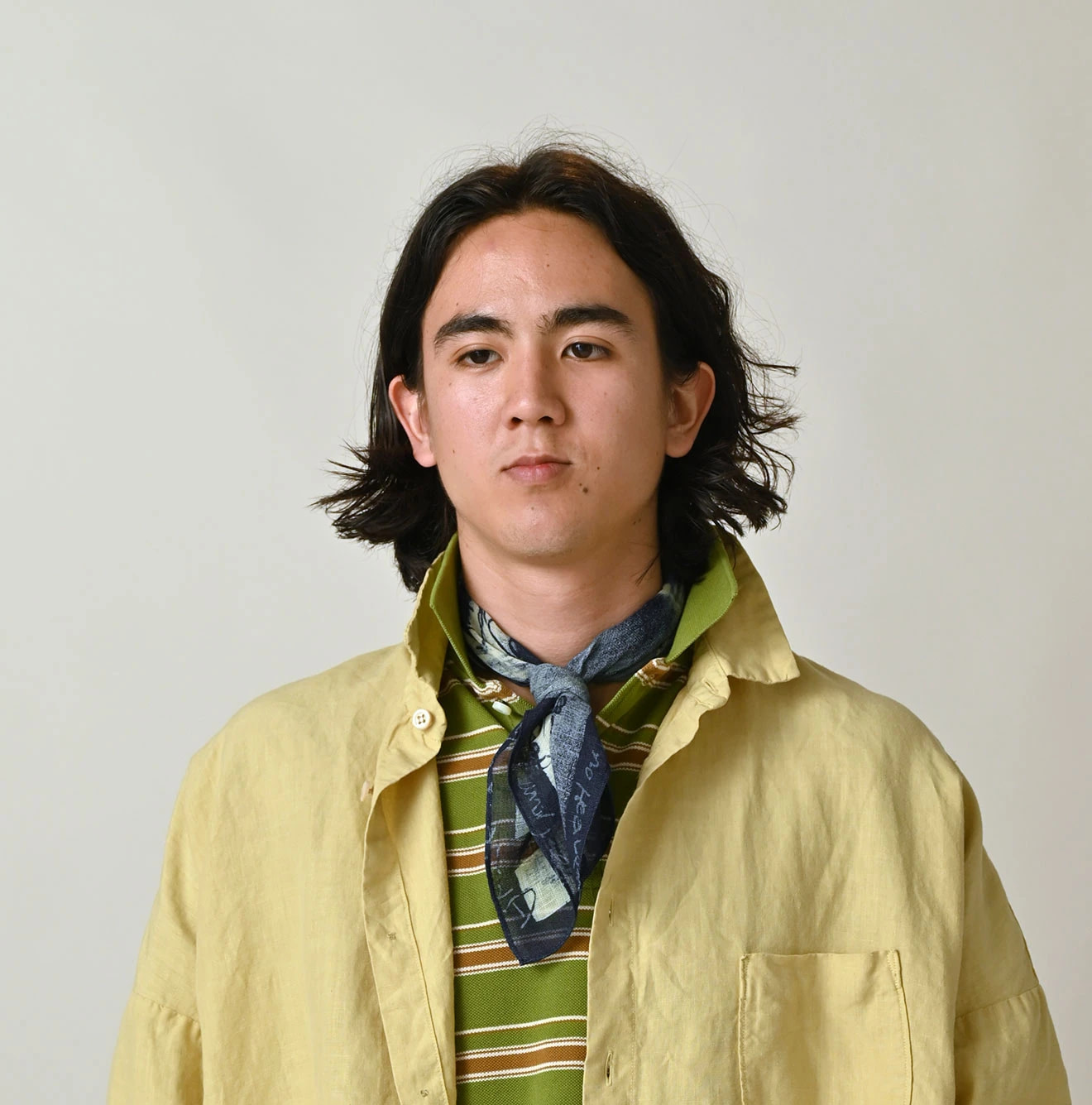Indigo Gauze Picture Book Bandana Male Model