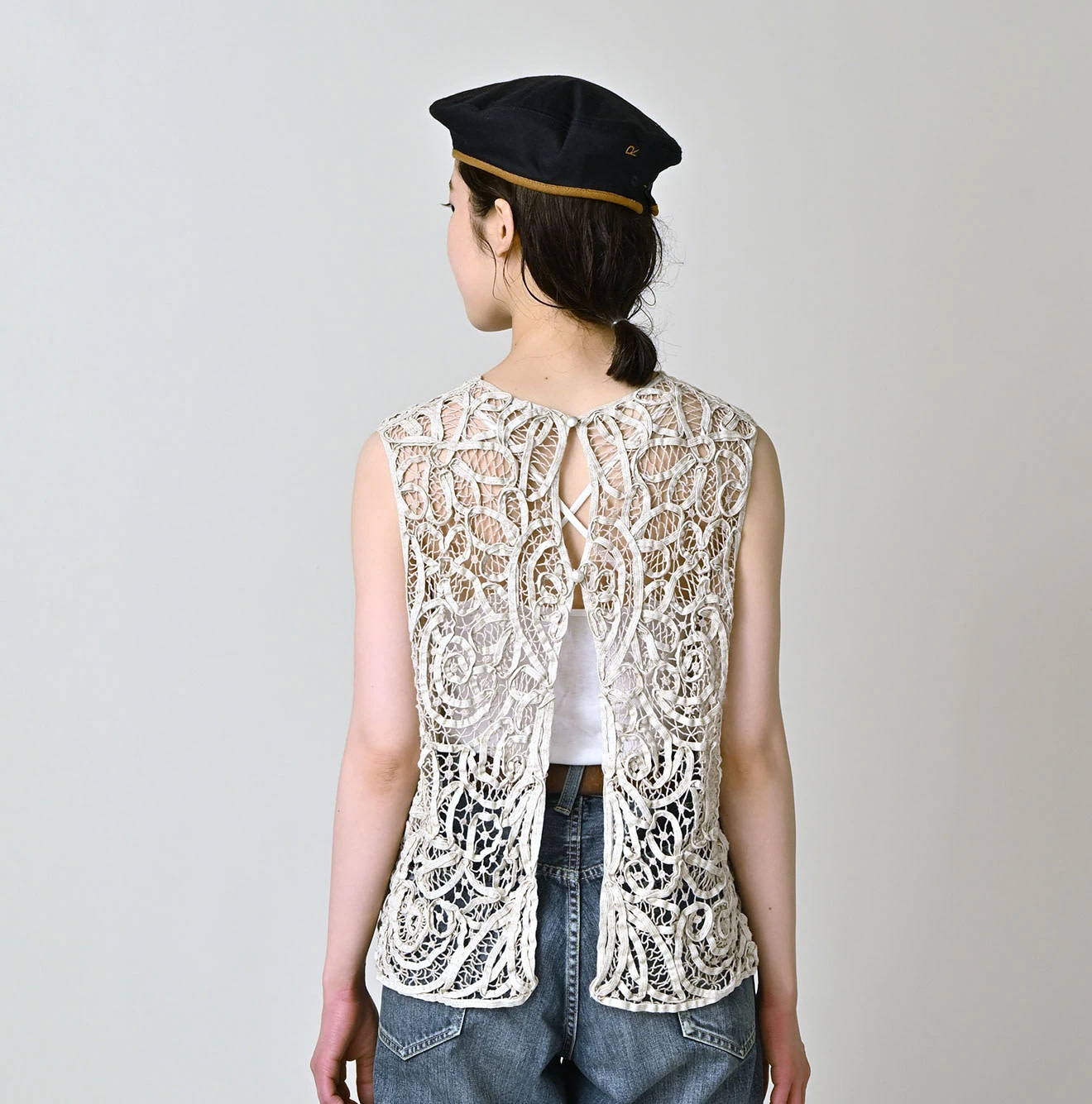 Linen Ribbon Battenberg Embroidery Sleeveless Shirt Female Model
