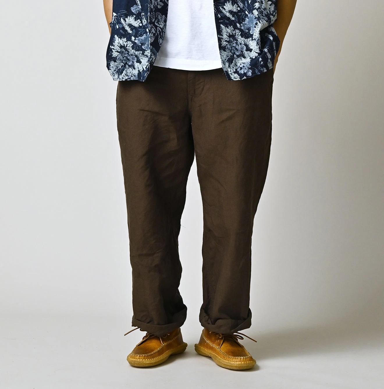 Linen Cloth 908 Easy Work Pants Male Model