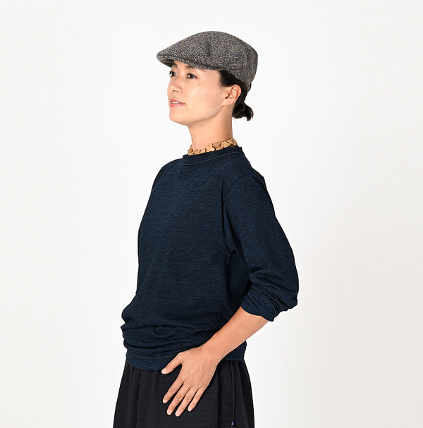 Indigo Dozume Tenjiku Cotton 908 45 Star Long Sleeve T-shirt Female Model